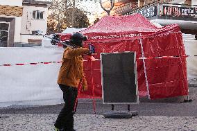 Tribute to victims at Le Constellation bar - Crans Montana