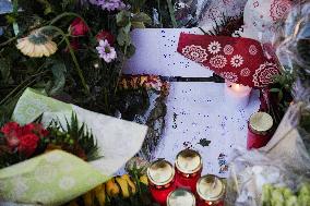 Tribute to victims at Le Constellation bar - Crans Montana