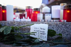 Tribute to victims at Le Constellation bar - Crans Montana
