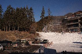 Tribute to victims at Le Constellation bar - Crans Montana