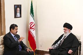File photo of Ayatollah Ali Khamenei and Nicolas Maduro in 2015 - Tehran
