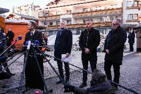 Federal Councilor Talks To The Media Near Le Constellation Bar - Crans-Montana