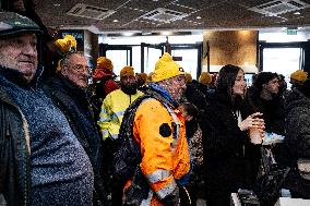 Farmers' Union Protest Against the Government's management of the DNC - Toulouse