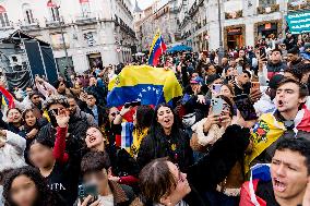 Venezuelans Abroad Celebrate US Capture Of Maduro - Madrid
