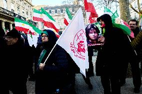 Demo to support Resistance Fighters of Iran in Paris