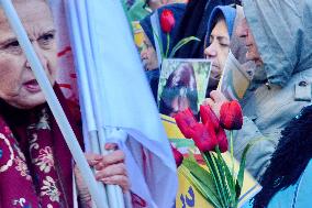 Demo to support Resistance Fighters of Iran in Paris