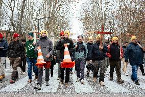 Farmers procession through the streets of Toulouse