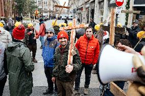 Farmers procession through the streets of Toulouse
