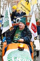 Farmers procession through the streets of Toulouse