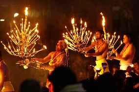 Maha Aarti Prayer On Paush Purnima - India