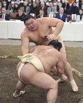 New Year Grand Sumo Tournament
