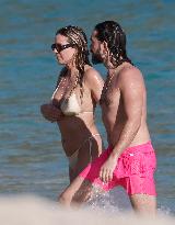 Heidi Klum And Tom Kaulitz Beachside - St Barths