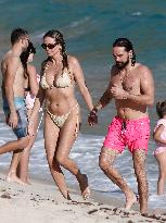 Heidi Klum And Tom Kaulitz Beachside - St Barths