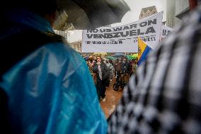 Los Angeles Rally Backs Venezuela - USA