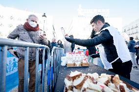 Traditional Roscón De Reyes of Aldeas Infantiles at Puerta Del Sol