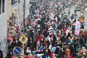 Winter Shopping During Cold Weather - Dhaka