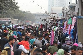 Winter Shopping During Cold Weather - Dhaka