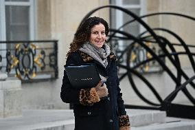 First Weekly Cabinet Meeting of 2026 - Paris