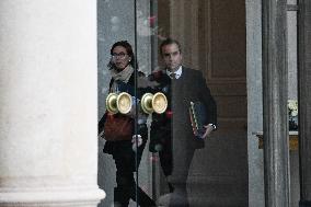 First Weekly Cabinet Meeting of 2026 - Paris