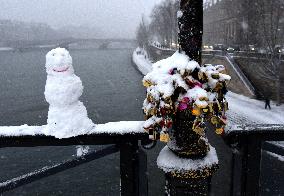 Paris Under The Snow - Paris