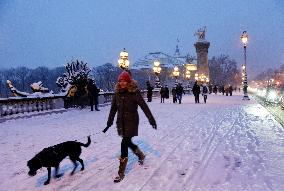 Paris Under The Snow - Paris
