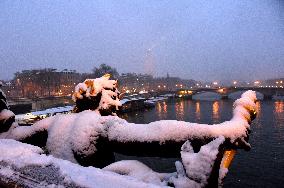 Paris Under The Snow - Paris