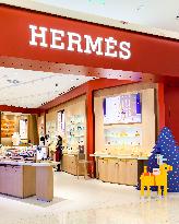 HERMES Store