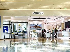 Sisley Paris Store
