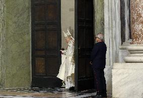 Pope Leo XIV Closes the Holy Door of St. Peter's Basilica - Vatican