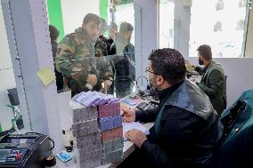 Currency Trading Begins In Idlib - Syria