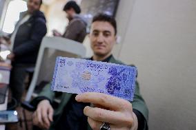 Currency Trading Begins In Idlib - Syria