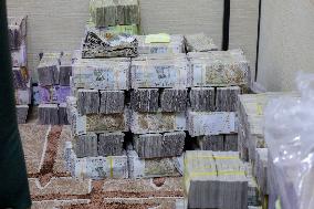 Currency Trading Begins In Idlib - Syria