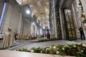 Pope Leo XIV Closes the Holy Door of St Peter s Basilica - Vatican