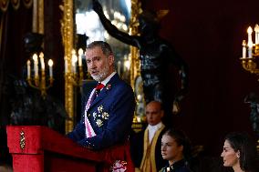 Royals At The Military Easter At The Royal Palace - Madrid