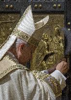 Pope Leo XIV Closes the Holy Door of St. Peter's Basilica - Vatican
