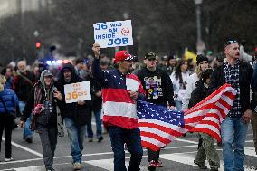 Prominent January 6 defendants march to the US Capitol to mark 5 years since attack