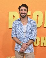 Netflix’s ‘People We Meet On Vacation’ Premiere