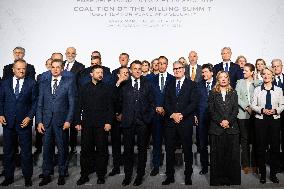 Coalition of the Willing Summit - Family Photo - Paris