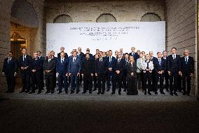 Coalition of the Willing Summit - Family Photo - Paris