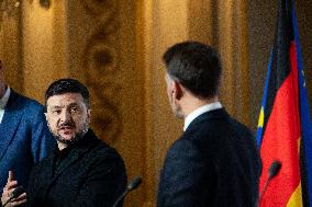 Coalition Of The Willing Summit Conference - Paris