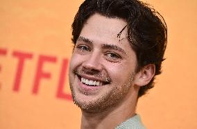 Netflix’s ‘People We Meet On Vacation’ Premiere