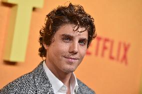 Netflix’s ‘People We Meet On Vacation’ Premiere