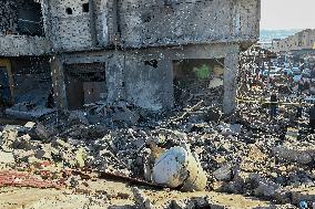 Israeli Strike Hits Sidon Lebanon