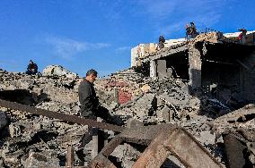 Israeli Strike Hits Sidon Lebanon