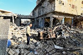 Israeli Strike Hits Sidon Lebanon