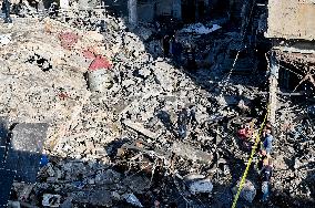 Israeli Strike Hits Sidon Lebanon