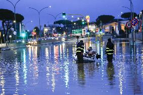 Heavy Rain Causes Red Alert For Aniene River - Rome