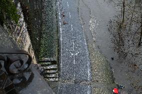 Tiber Banks Closed Due To Flooding - Rome