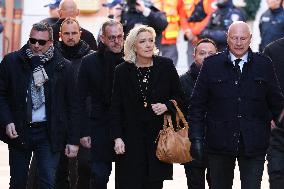 Marine Le Pen At Brigitte Bardot Funeral - Saint-Tropez