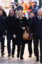 Marine Le Pen At Brigitte Bardot Funeral - Saint-Tropez